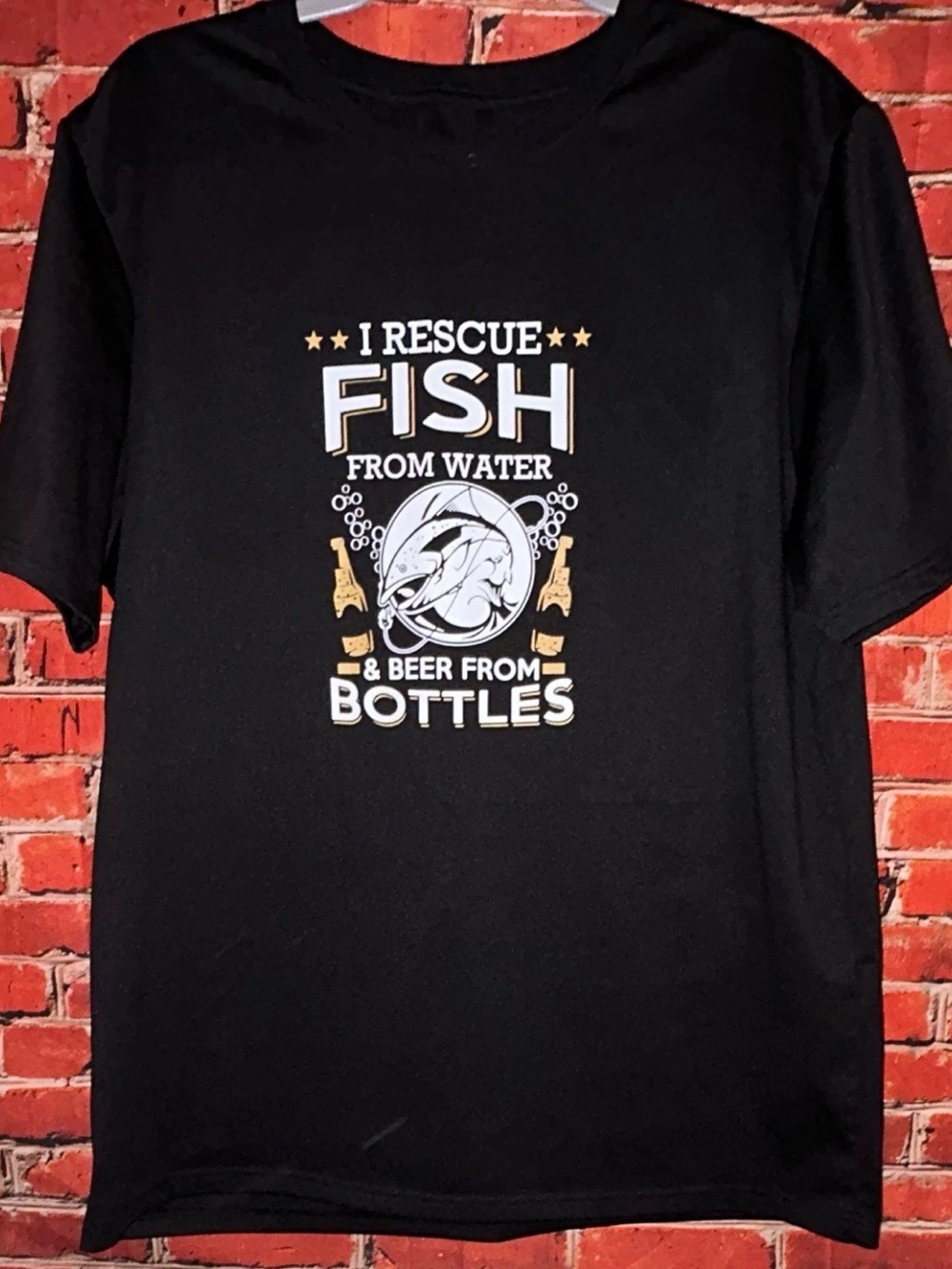 Men's Large Black Crew Neck Short Sleeve Polyester Graphic Tee "I Rescue Fish"